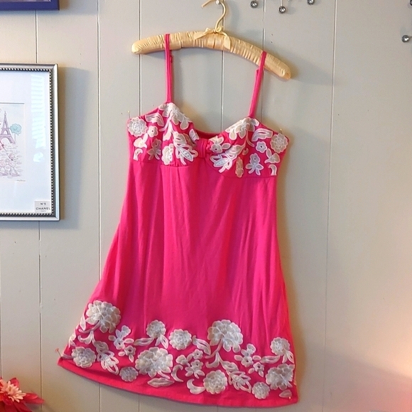 Embroidered PINK Spaghetti Strap MINI DRESS SZ LARGE - Picture 1 of 10